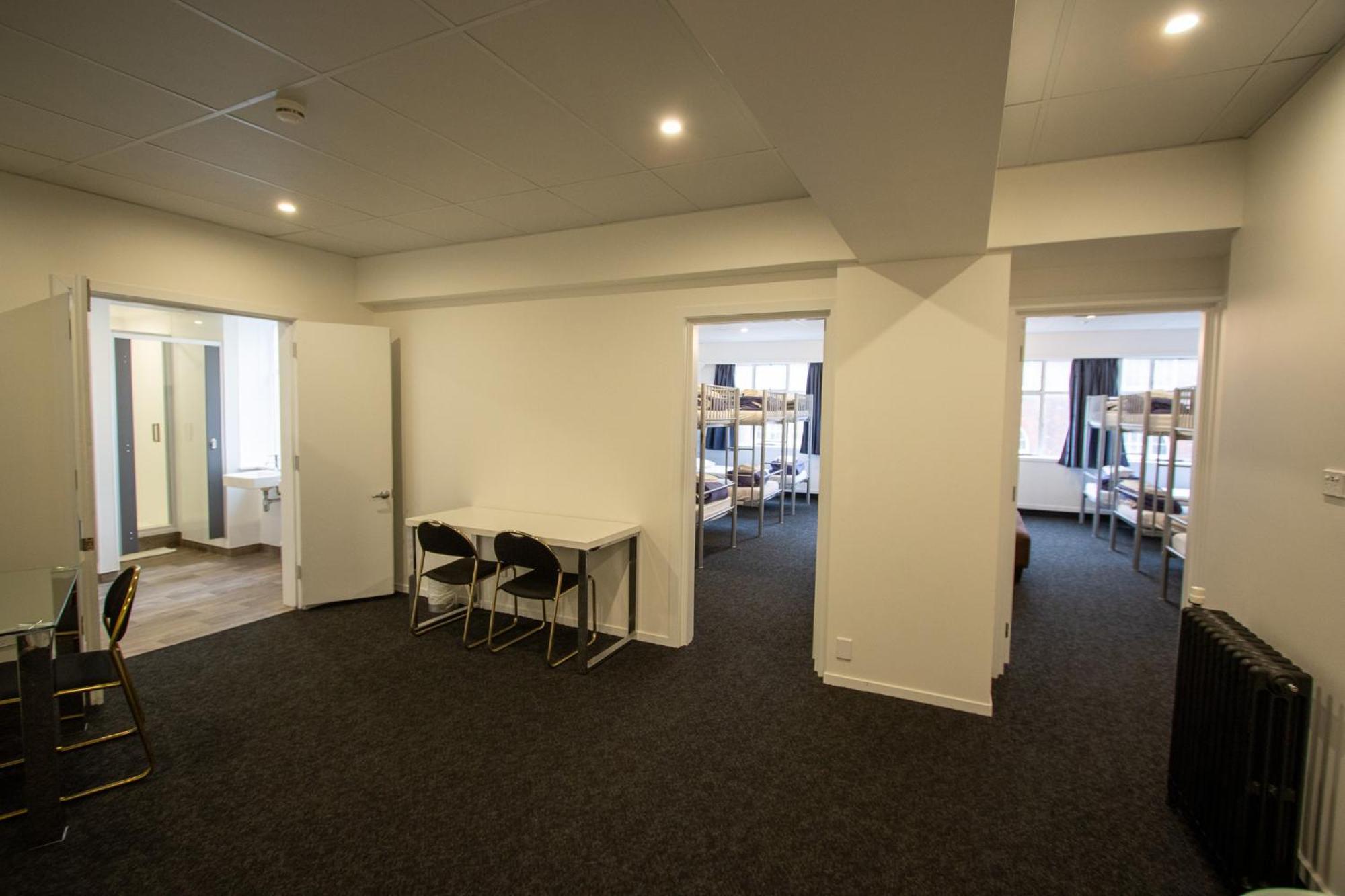 Hotel Waterloo & Backpackers Wellington Extérieur photo