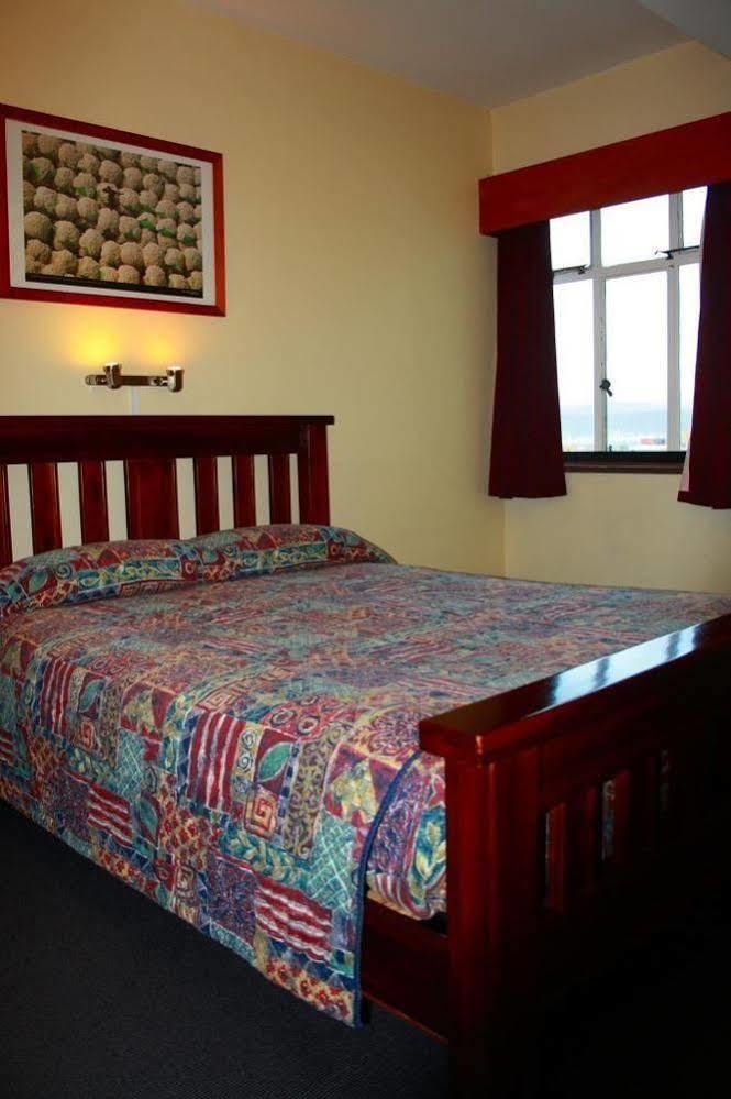 Hotel Waterloo & Backpackers Wellington Extérieur photo
