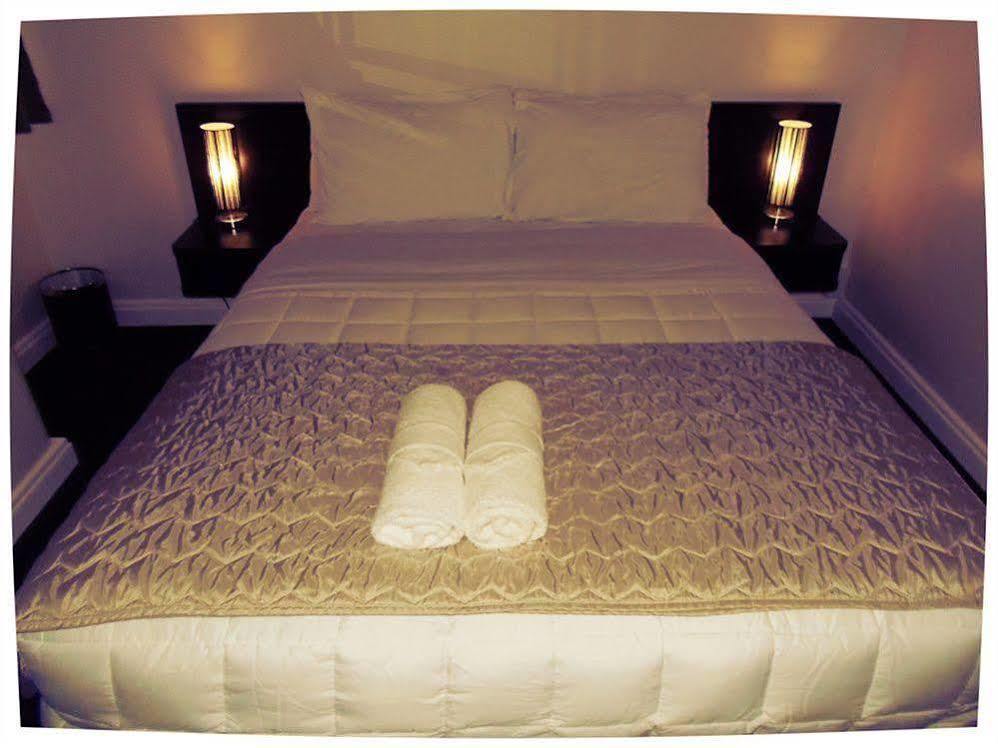 Hotel Waterloo & Backpackers Wellington Extérieur photo